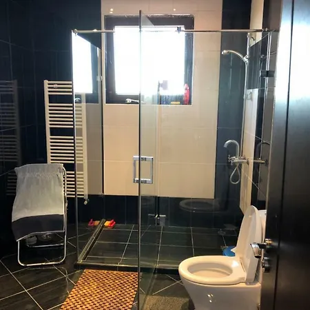 Dragon Garden, King Bedroom וילה